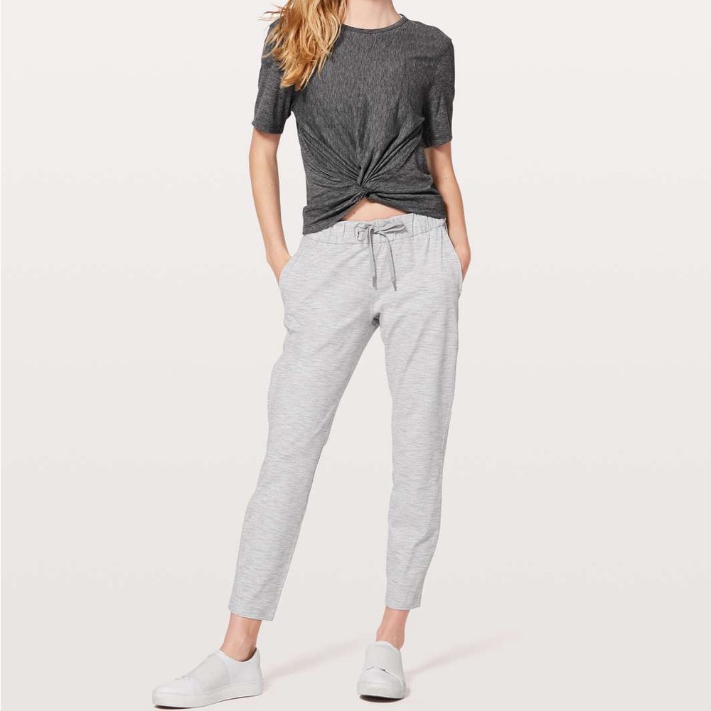 Lululemon On the Fly pant 7/8 size 6